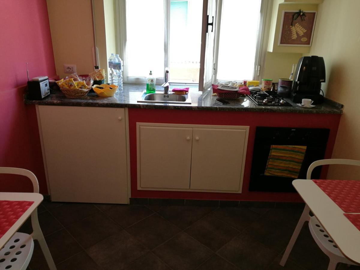 B&B Dimora Di Traiano Terracina Exterior foto